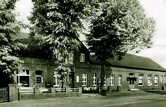 Gasthaus "Zum goldenen Anker" - Wirt B. Schröer